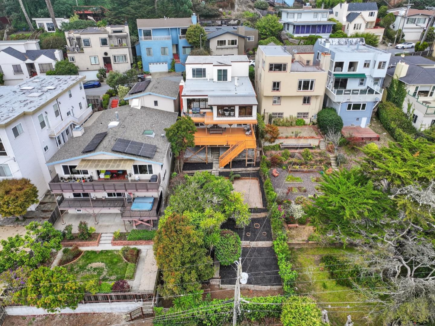 Detail Gallery Image 102 of 110 For 72 Cresta Vista Dr, San Francisco,  CA 94127 - 4 Beds | 3 Baths