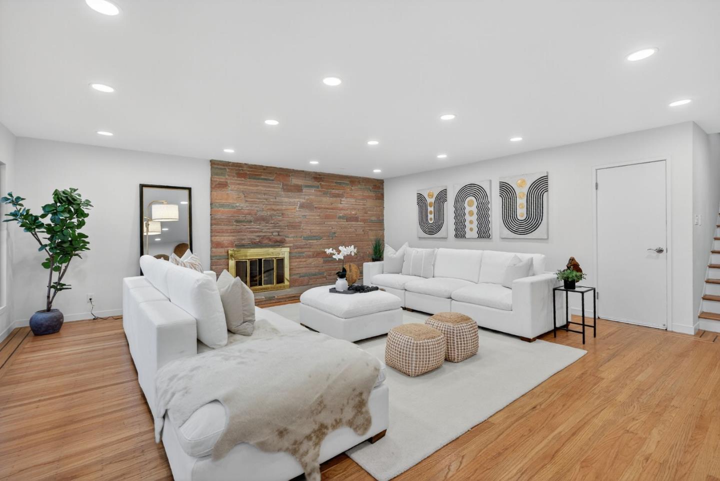 Detail Gallery Image 23 of 110 For 72 Cresta Vista Dr, San Francisco,  CA 94127 - 4 Beds | 3 Baths