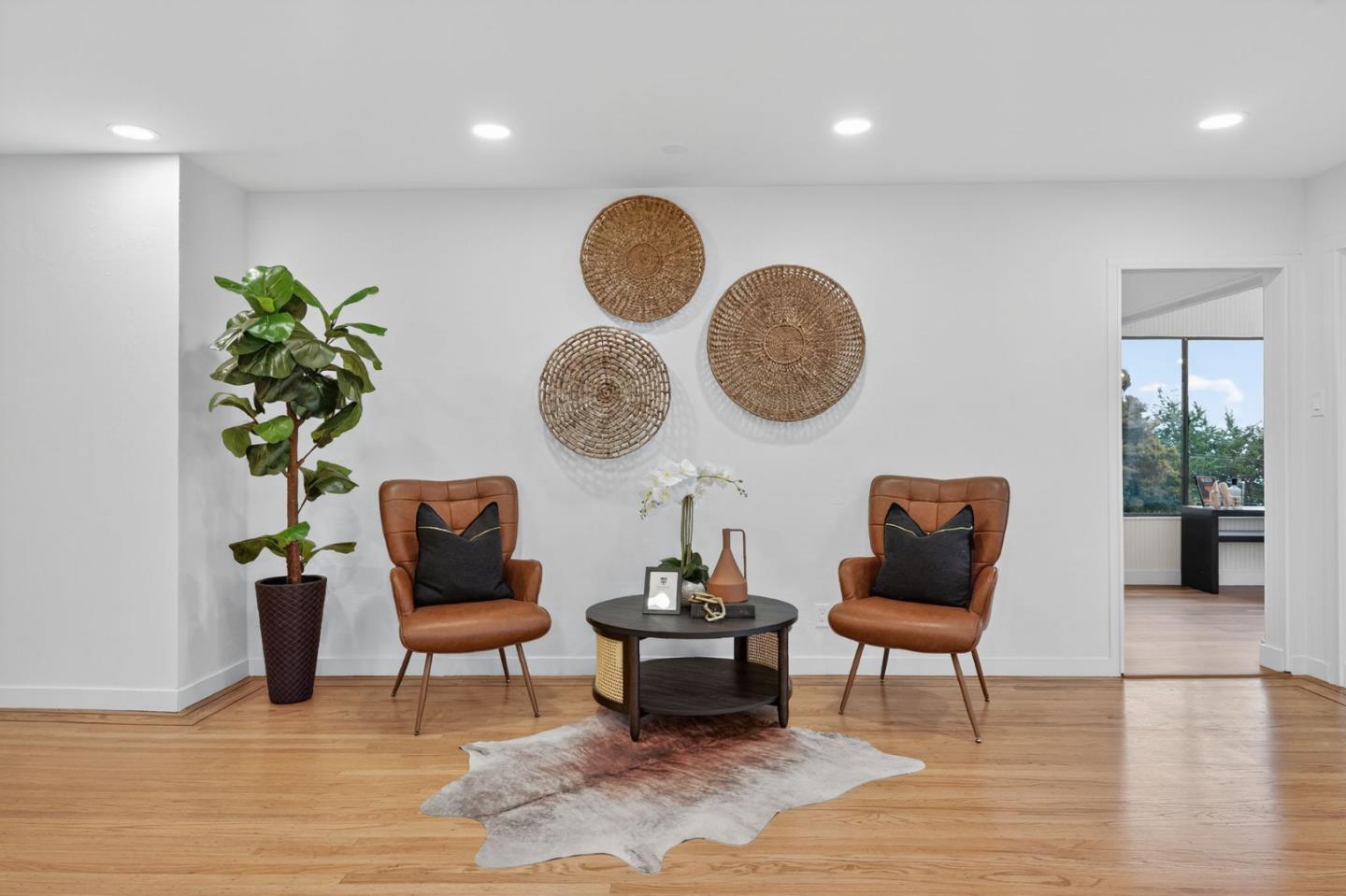 Detail Gallery Image 25 of 110 For 72 Cresta Vista Dr, San Francisco,  CA 94127 - 4 Beds | 3 Baths