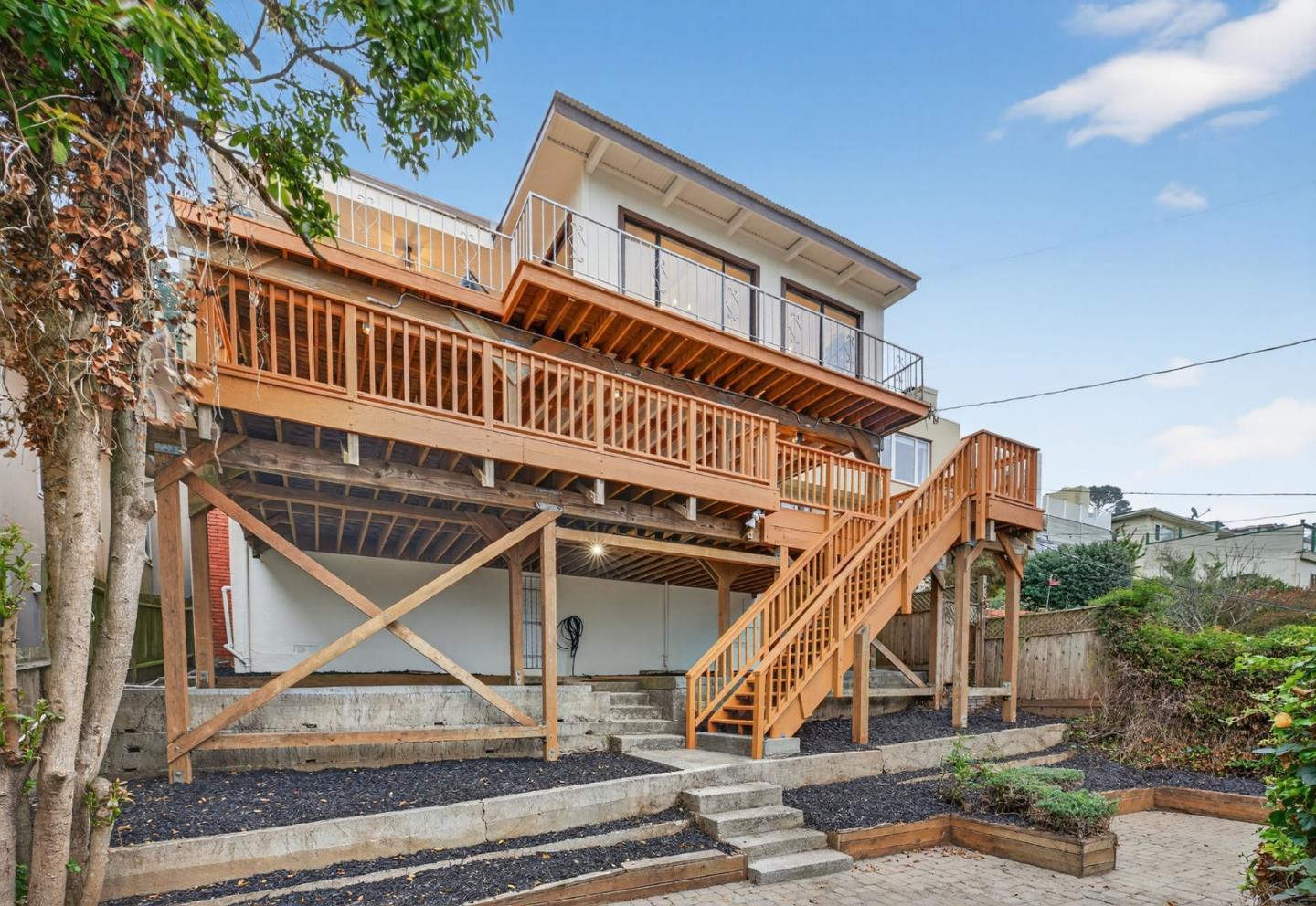 Detail Gallery Image 88 of 110 For 72 Cresta Vista Dr, San Francisco,  CA 94127 - 4 Beds | 3 Baths