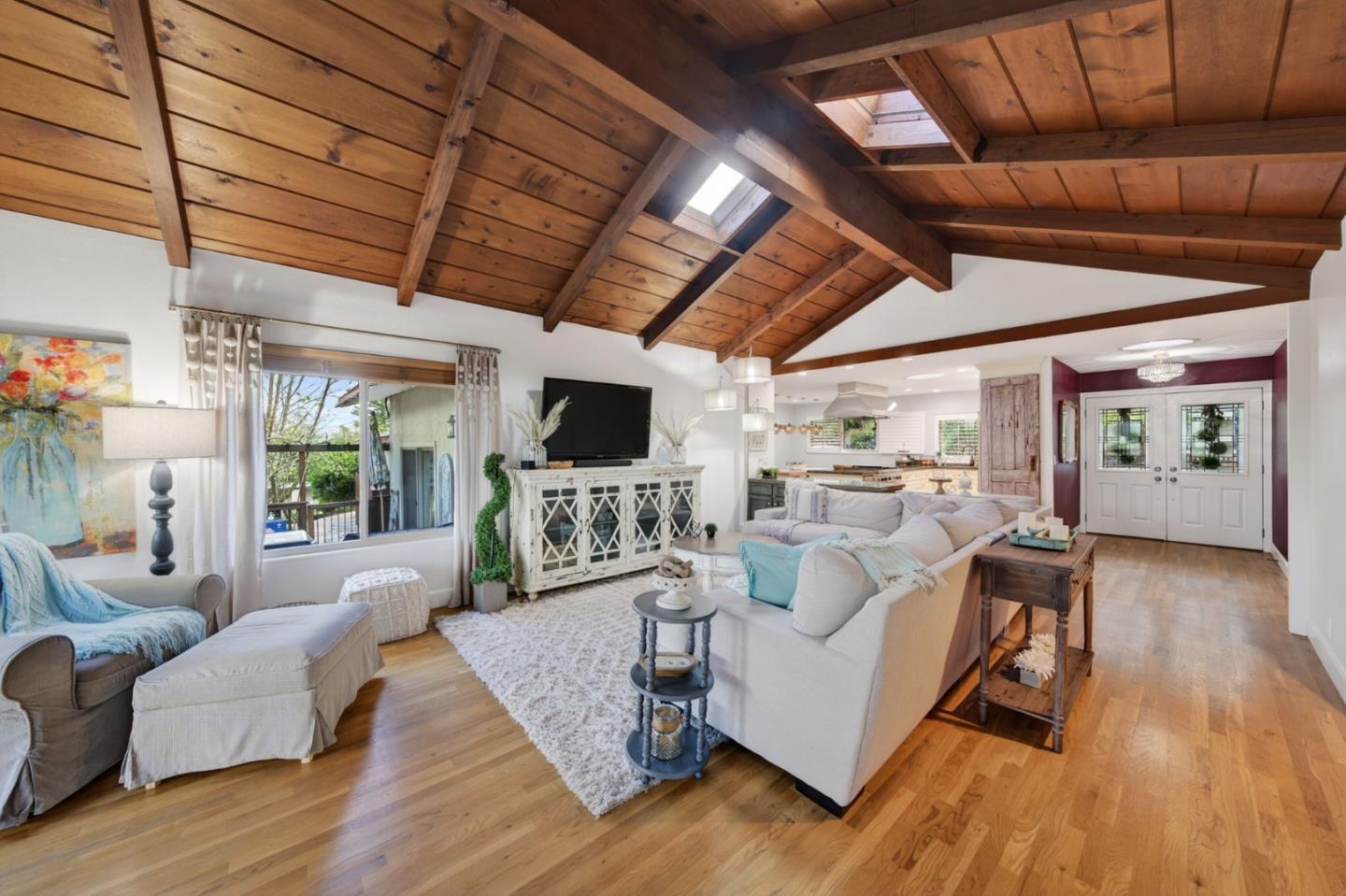 Detail Gallery Image 11 of 58 For 17490 Blue Jay Dr, Morgan Hill,  CA 95037 - 3 Beds | 2 Baths