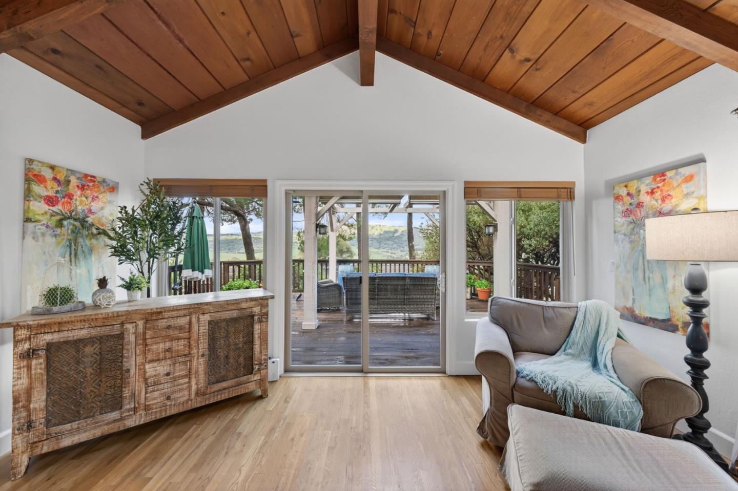 Detail Gallery Image 13 of 58 For 17490 Blue Jay Dr, Morgan Hill,  CA 95037 - 3 Beds | 2 Baths