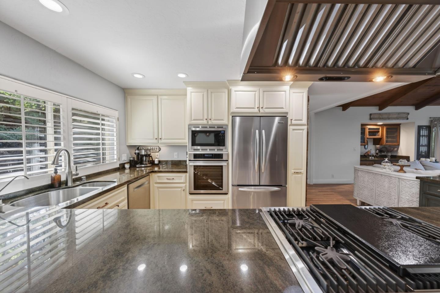 Detail Gallery Image 18 of 58 For 17490 Blue Jay Dr, Morgan Hill,  CA 95037 - 3 Beds | 2 Baths