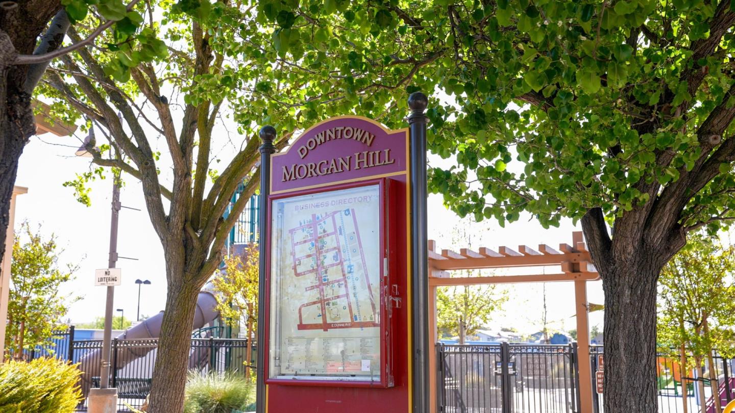 Detail Gallery Image 46 of 58 For 17490 Blue Jay Dr, Morgan Hill,  CA 95037 - 3 Beds | 2 Baths