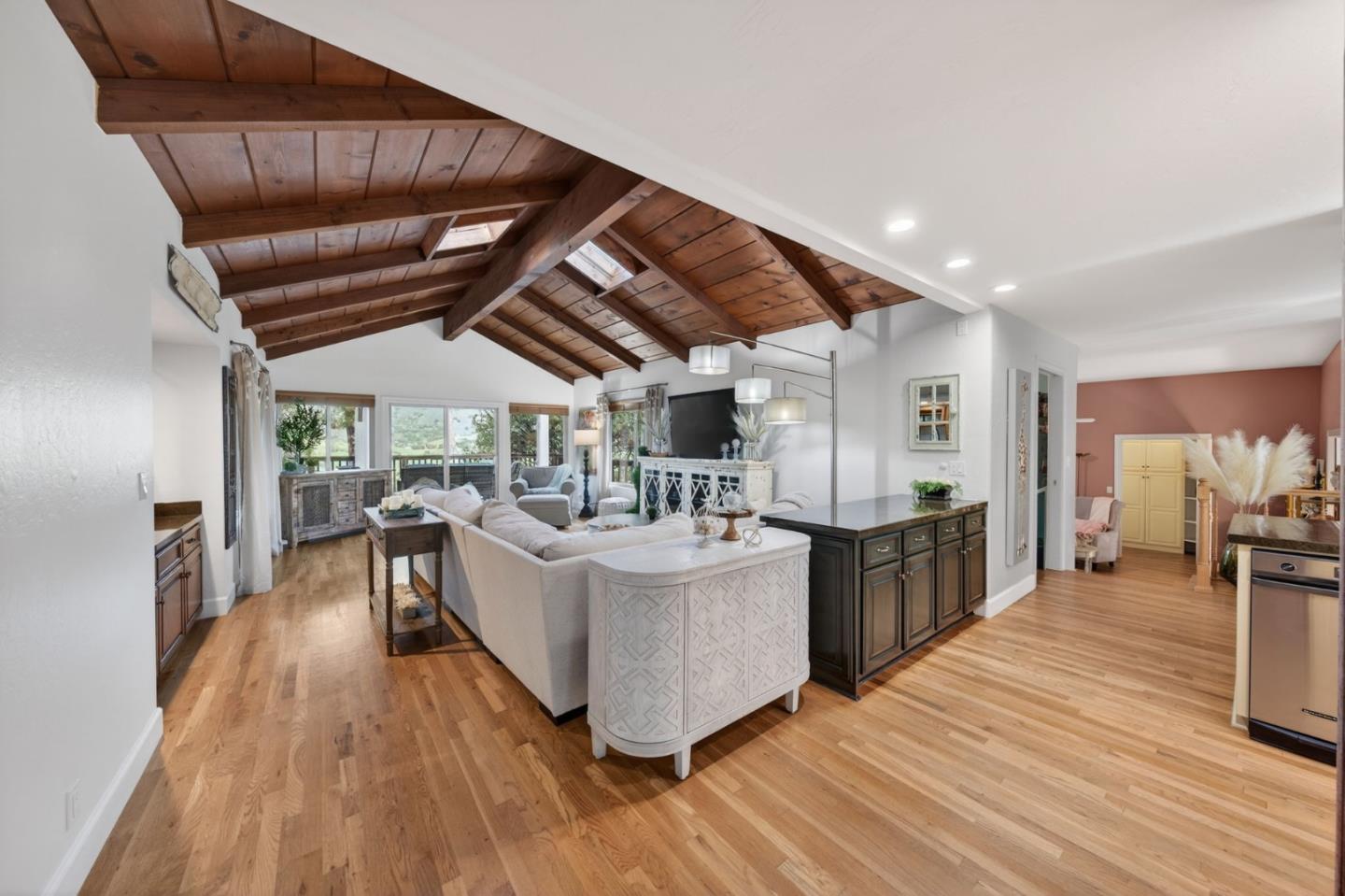 Detail Gallery Image 7 of 58 For 17490 Blue Jay Dr, Morgan Hill,  CA 95037 - 3 Beds | 2 Baths