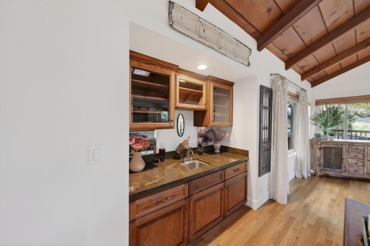 Detail Gallery Image 9 of 58 For 17490 Blue Jay Dr, Morgan Hill,  CA 95037 - 3 Beds | 2 Baths