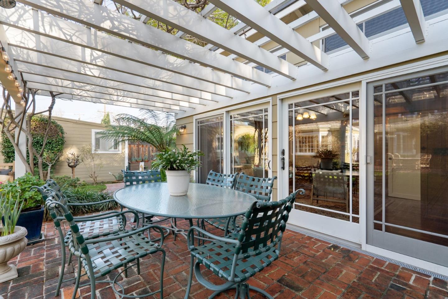 Detail Gallery Image 44 of 55 For 1660 Hanchett Ave, San Jose,  CA 95128 - 3 Beds | 3 Baths