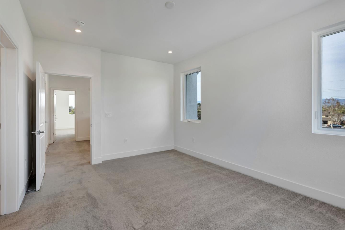 Detail Gallery Image 16 of 25 For 1101 Juana Ct, Palo Alto,  CA 94303 - 4 Beds | 4 Baths