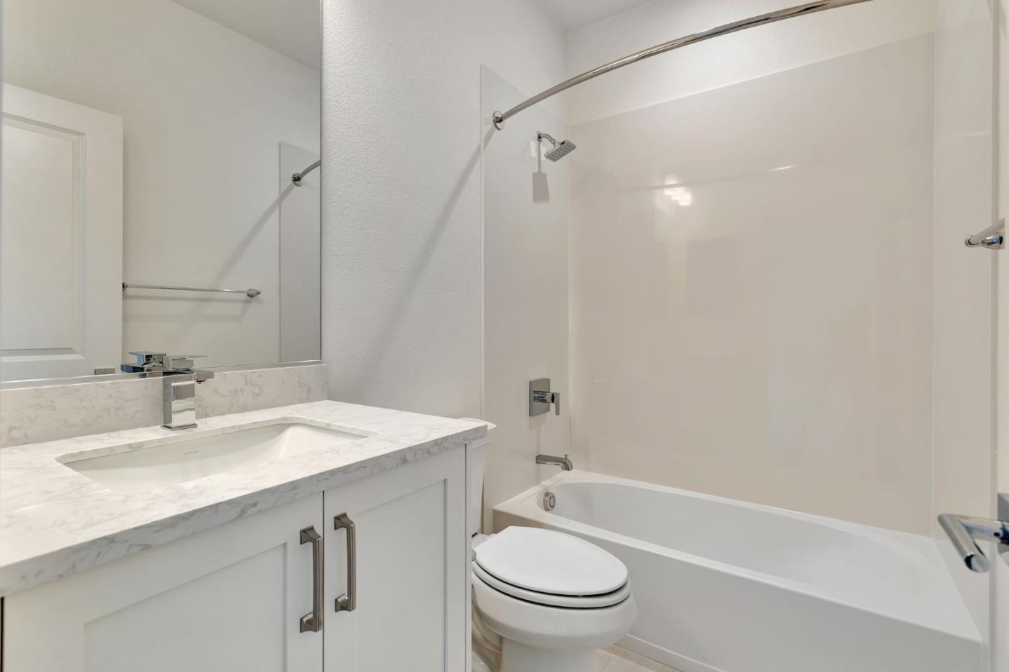 Detail Gallery Image 21 of 25 For 1101 Juana Ct, Palo Alto,  CA 94303 - 4 Beds | 4 Baths