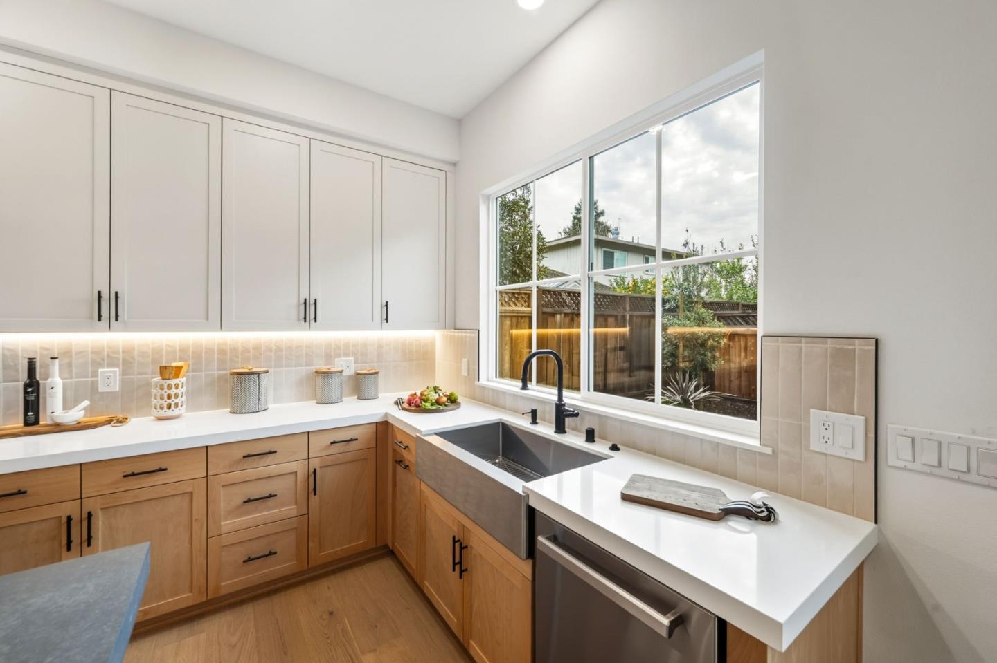 Detail Gallery Image 14 of 34 For 4913 Vivi Pl, San Jose,  CA 95124 - 4 Beds | 3 Baths