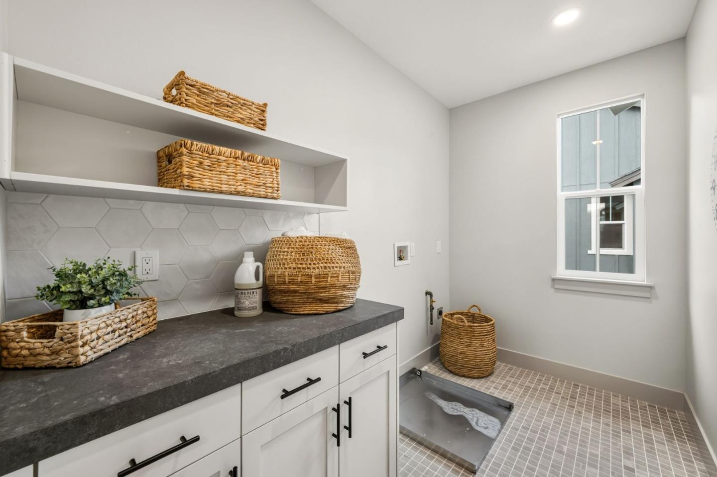 Detail Gallery Image 22 of 34 For 4913 Vivi Pl, San Jose,  CA 95124 - 4 Beds | 3 Baths