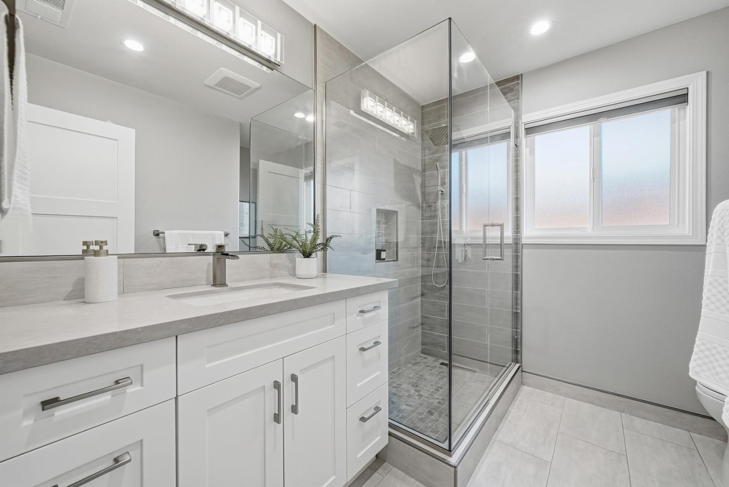 Detail Gallery Image 29 of 53 For 2644 Maplewood Ln, Santa Clara,  CA 95051 - 4 Beds | 3 Baths