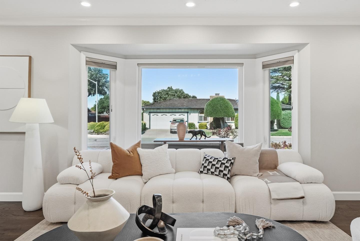 Detail Gallery Image 3 of 53 For 2644 Maplewood Ln, Santa Clara,  CA 95051 - 4 Beds | 3 Baths