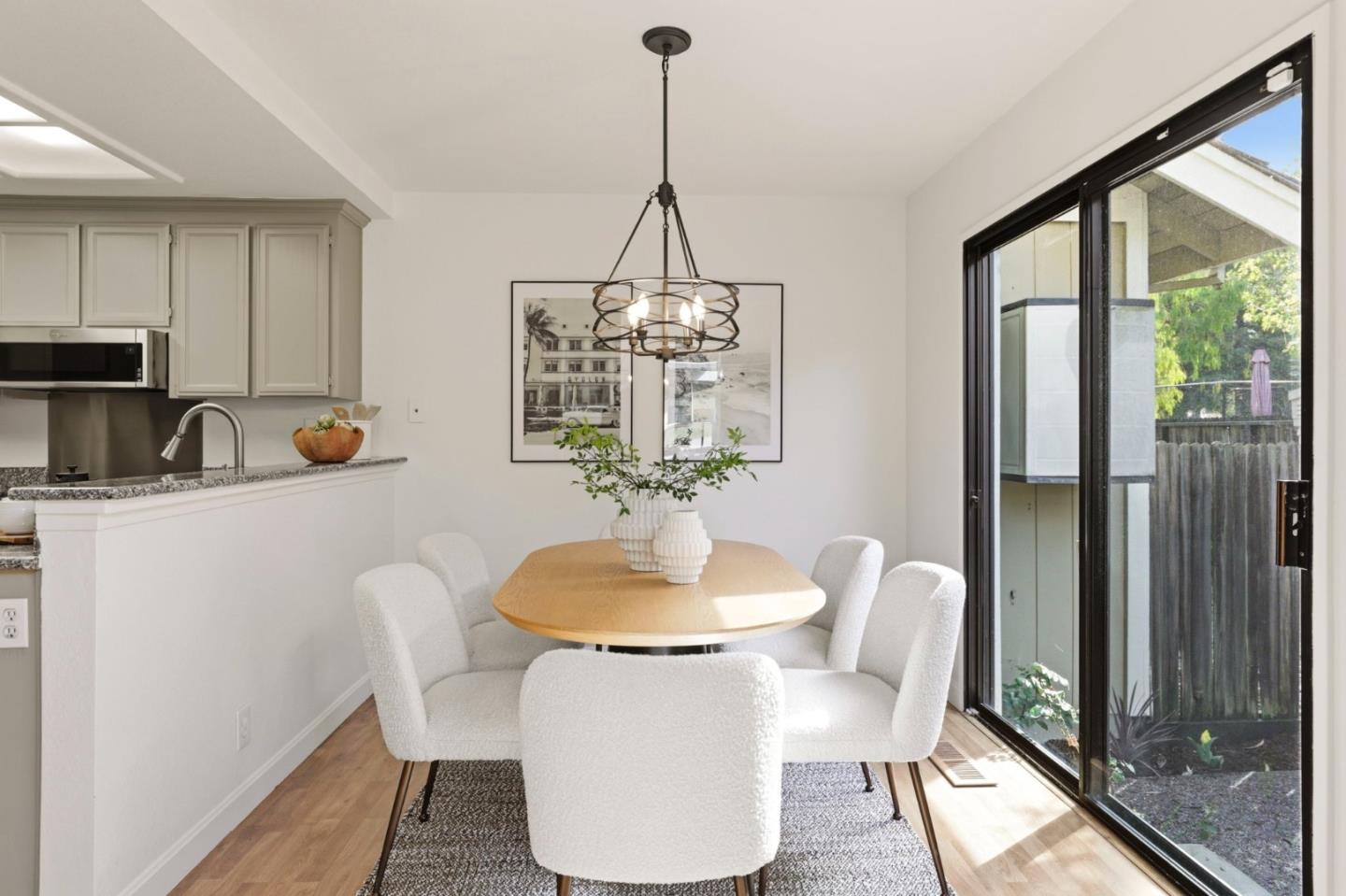 Detail Gallery Image 11 of 34 For 2464 Rebecca Lynn Way, Santa Clara,  CA 95050 - 2 Beds | 2/1 Baths