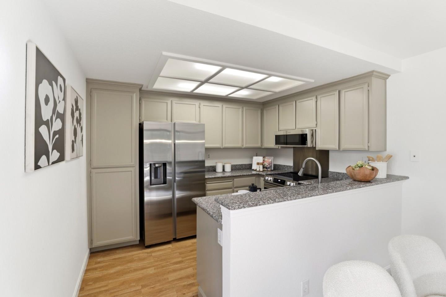 Detail Gallery Image 13 of 34 For 2464 Rebecca Lynn Way, Santa Clara,  CA 95050 - 2 Beds | 2/1 Baths