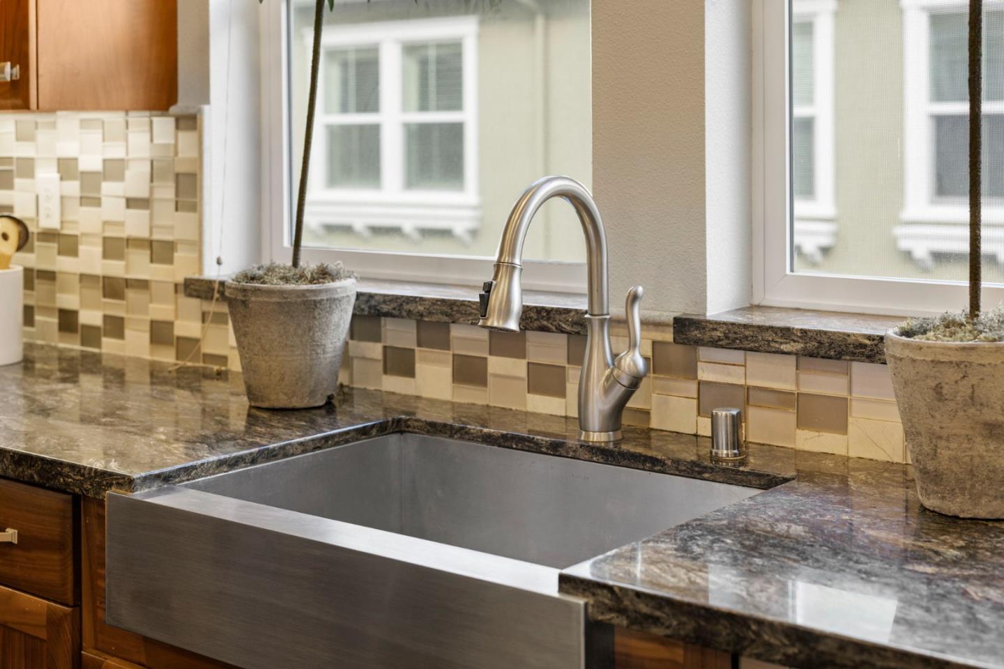 Detail Gallery Image 12 of 44 For 416 Longden Ave, San Mateo,  CA 94403 - 4 Beds | 3/1 Baths