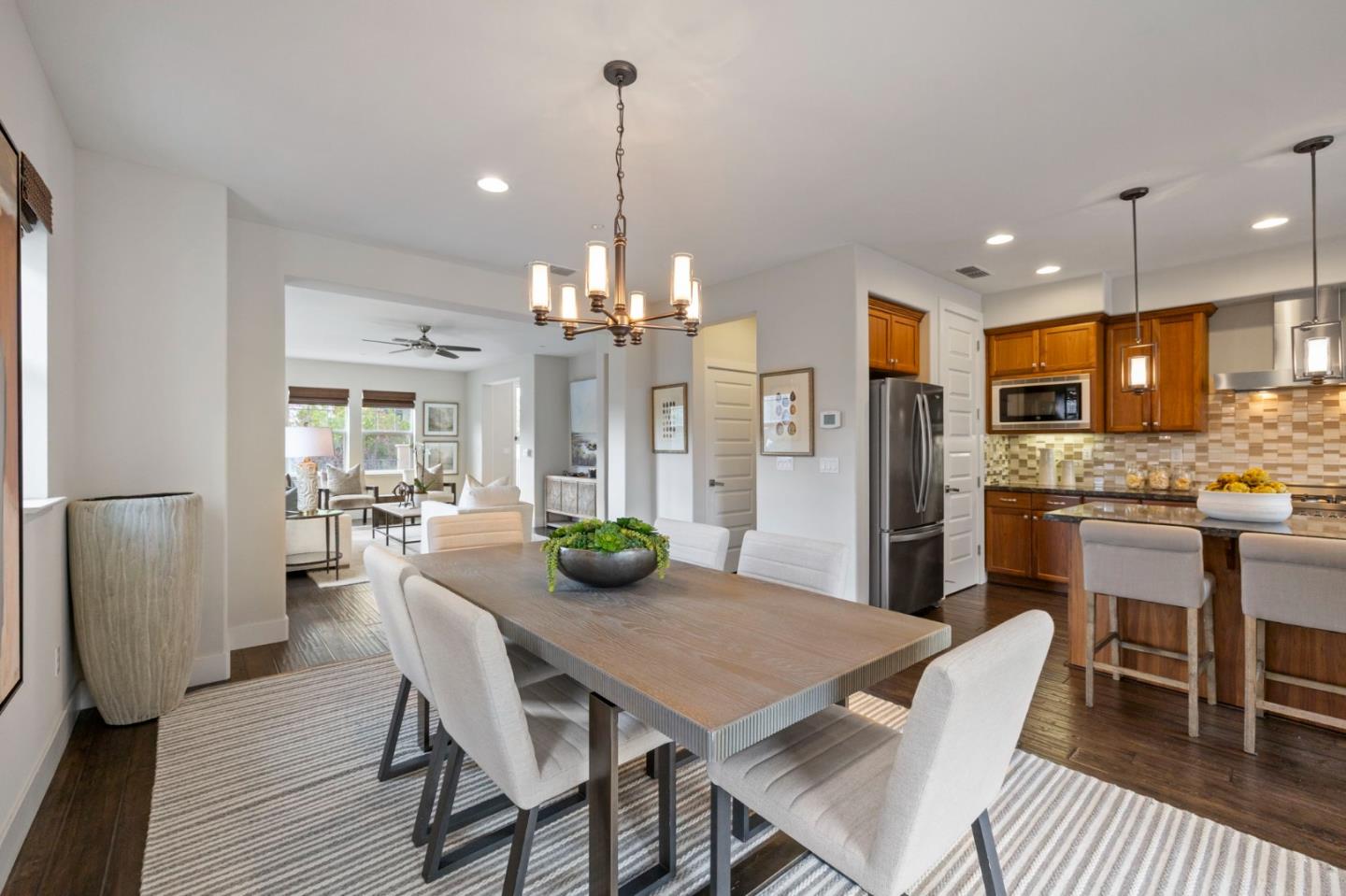 Detail Gallery Image 16 of 44 For 416 Longden Ave, San Mateo,  CA 94403 - 4 Beds | 3/1 Baths