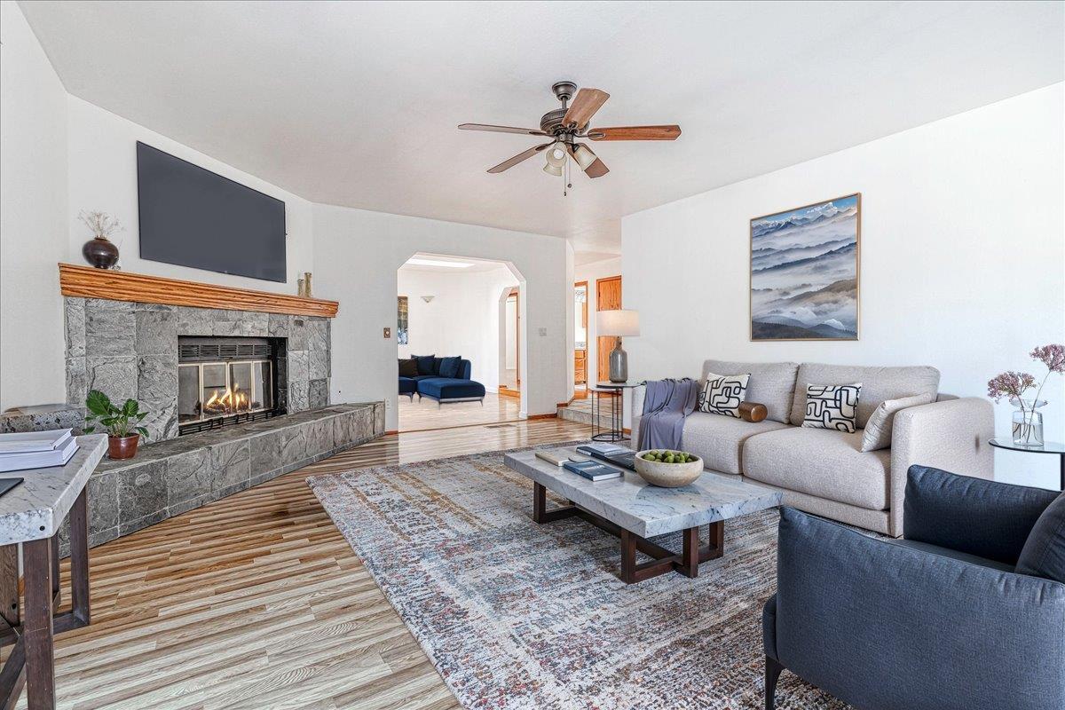 Detail Gallery Image 18 of 33 For 2425 Becker Ct, Modesto,  CA 95358 - 3 Beds | 2 Baths