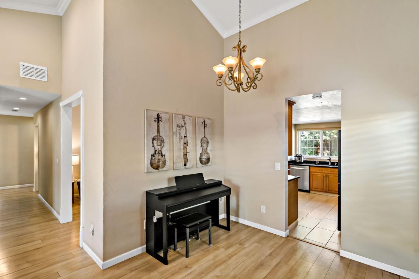 Detail Gallery Image 24 of 53 For 2831 Riedel Rd, San Jose,  CA 95135 - 4 Beds | 2 Baths