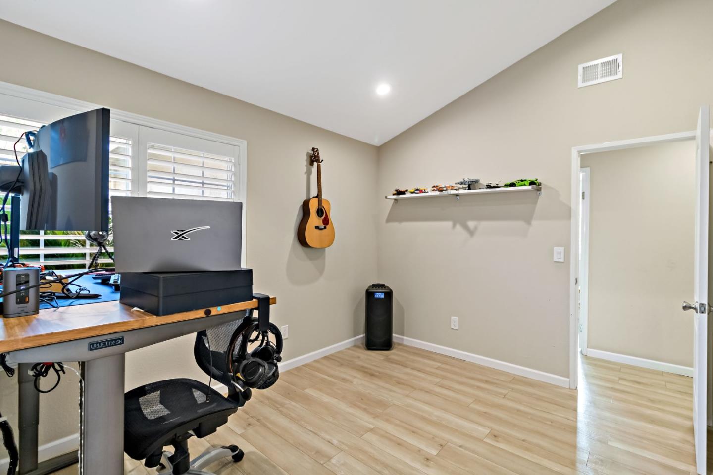 Detail Gallery Image 34 of 53 For 2831 Riedel Rd, San Jose,  CA 95135 - 4 Beds | 2 Baths