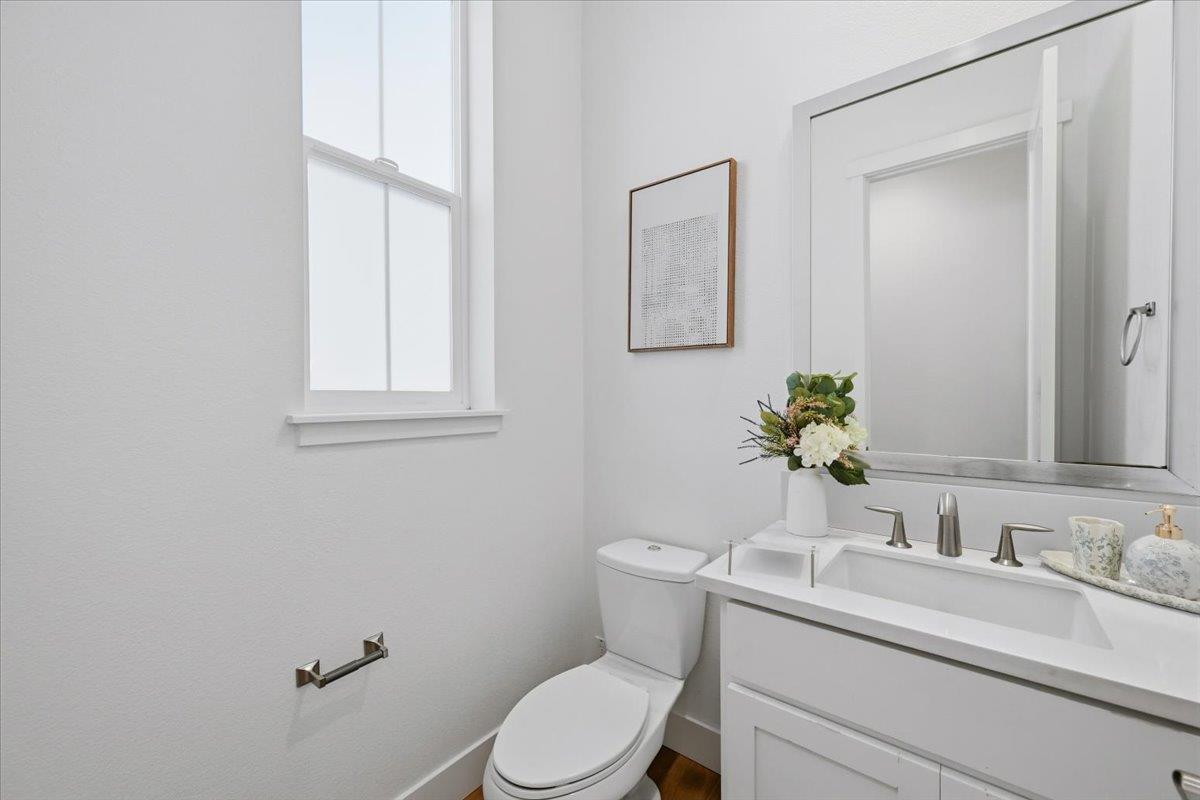 Detail Gallery Image 21 of 67 For 37471 Bay Crest Rd, Newark,  CA 94560 - 4 Beds | 3/1 Baths