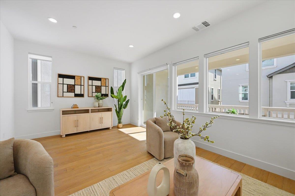 Detail Gallery Image 3 of 67 For 37471 Bay Crest Rd, Newark,  CA 94560 - 4 Beds | 3/1 Baths