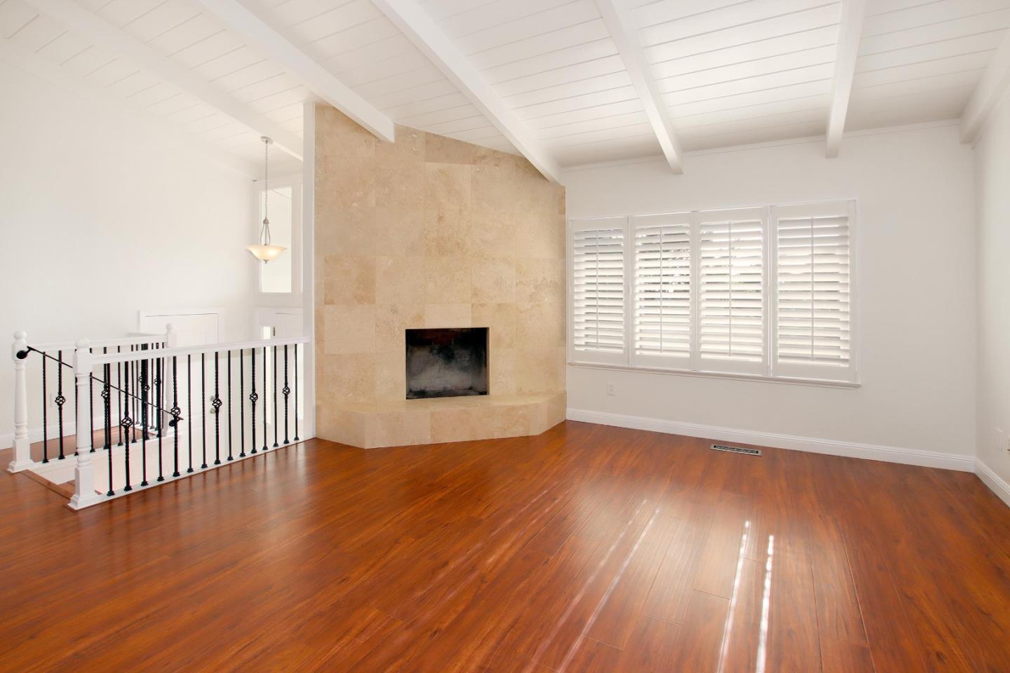 Detail Gallery Image 12 of 44 For 457 Monterey Dr, Aptos,  CA 95003 - 3 Beds | 2/1 Baths