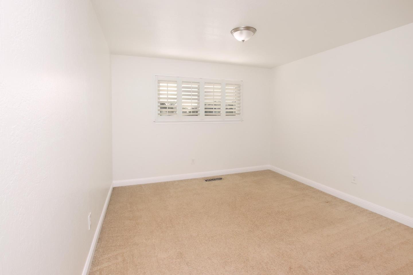 Detail Gallery Image 28 of 44 For 457 Monterey Dr, Aptos,  CA 95003 - 3 Beds | 2/1 Baths