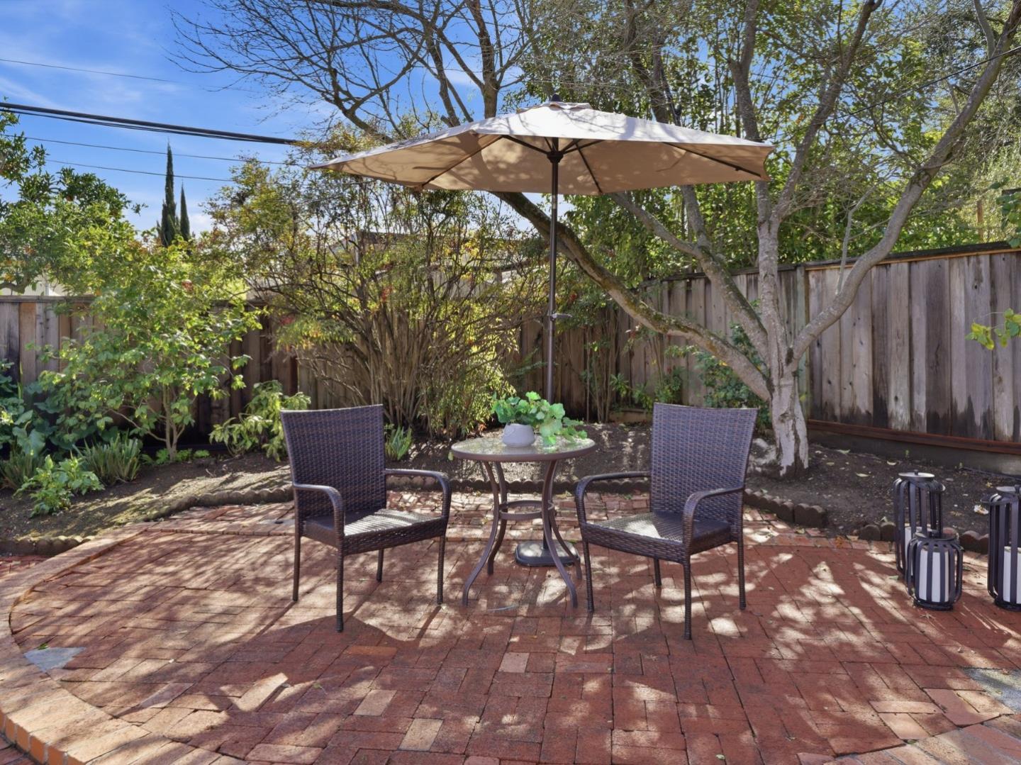 Detail Gallery Image 32 of 33 For 1326 Don Kirk St, Los Altos,  CA 94024 - 3 Beds | 3/1 Baths