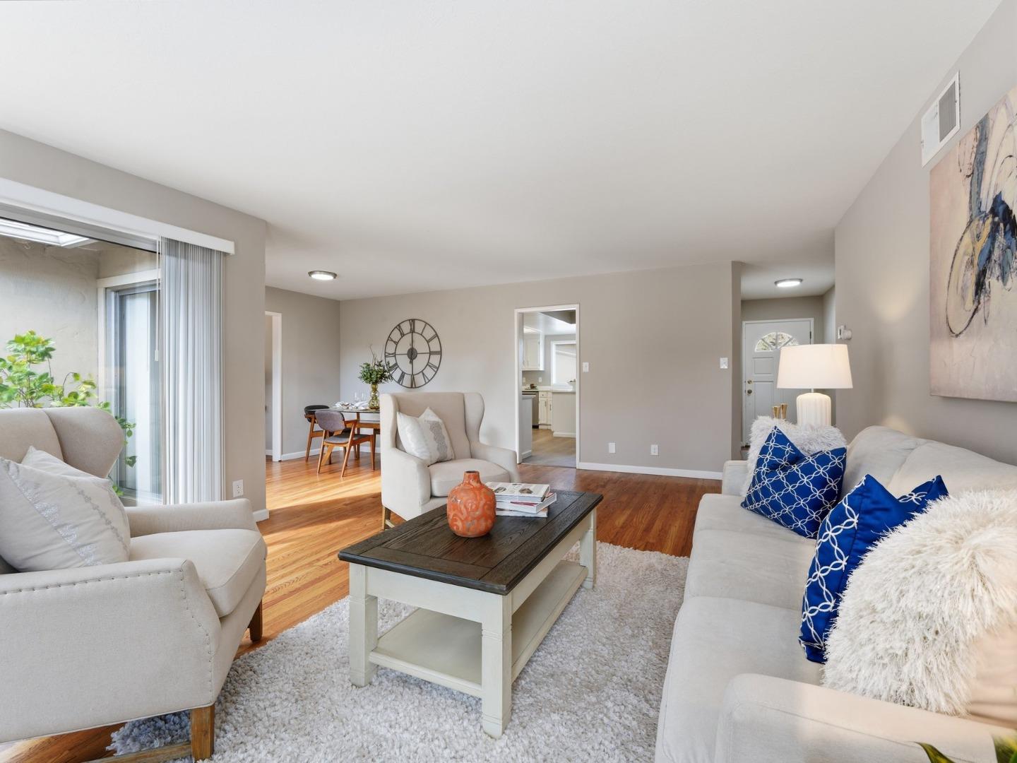 Detail Gallery Image 6 of 33 For 1326 Don Kirk St, Los Altos,  CA 94024 - 3 Beds | 3/1 Baths