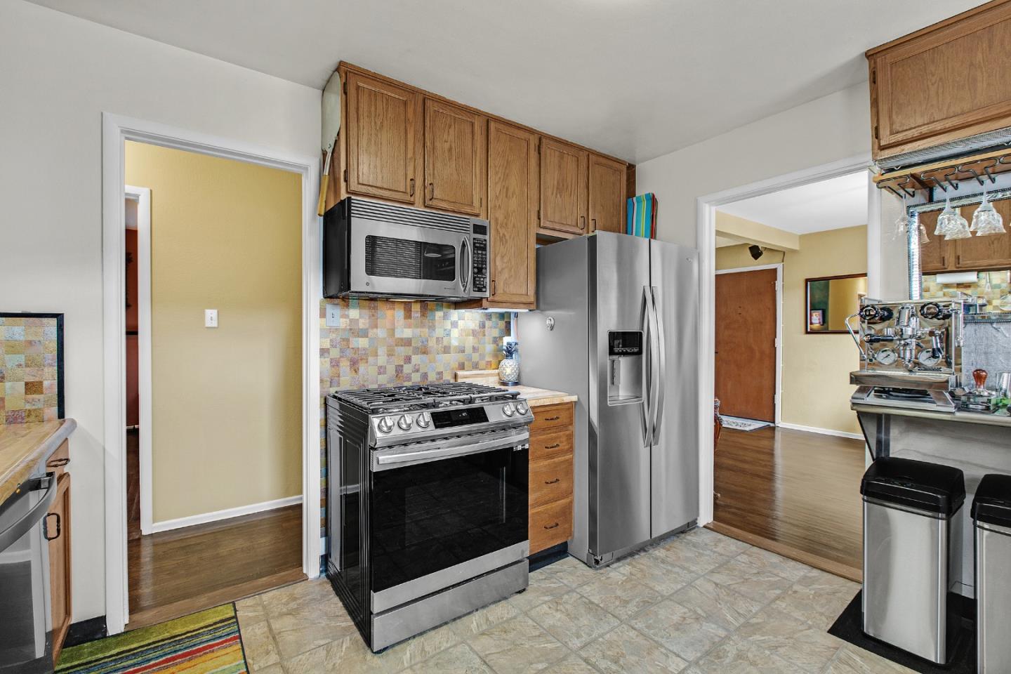 Detail Gallery Image 18 of 41 For 1184 Escalero Ave, Pacifica,  CA 94044 - 3 Beds | 1 Baths