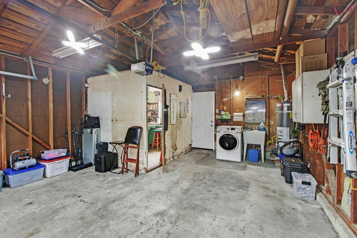 Detail Gallery Image 39 of 41 For 1184 Escalero Ave, Pacifica,  CA 94044 - 3 Beds | 1 Baths