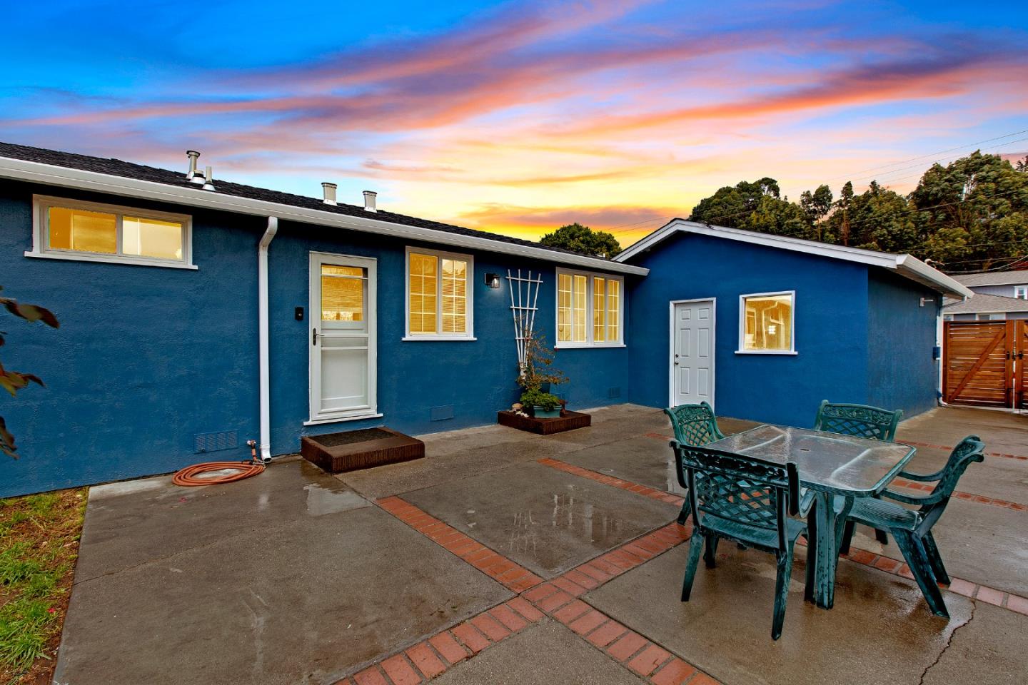 Detail Gallery Image 44 of 44 For 1184 Escalero Ave, Pacifica,  CA 94044 - 3 Beds | 1 Baths