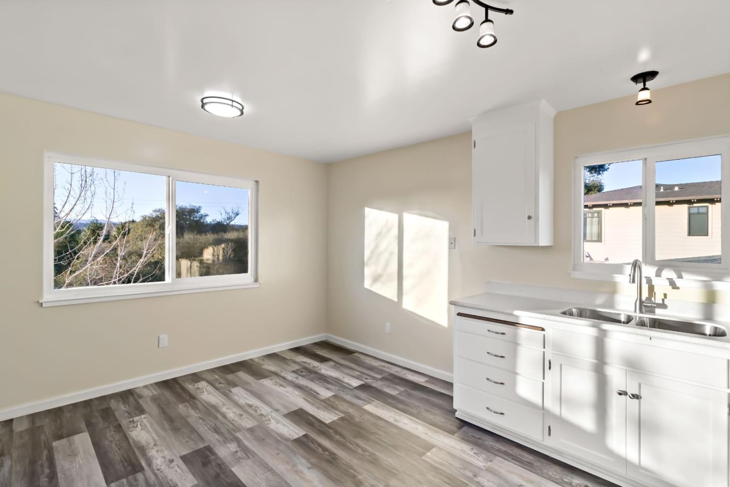 Detail Gallery Image 48 of 80 For 404 Monterey Ave, Capitola,  CA 95010 - – Beds | – Baths