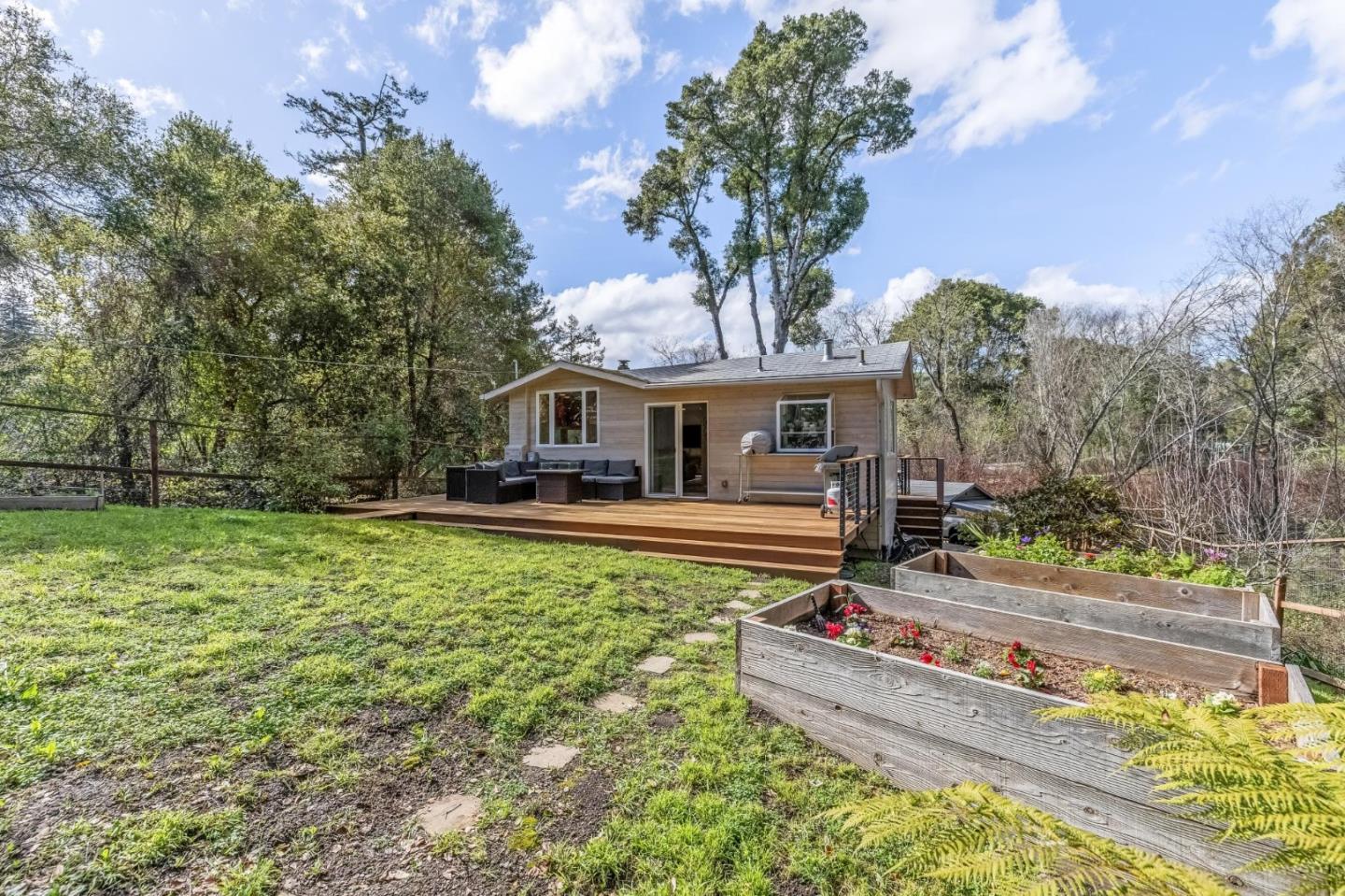 Detail Gallery Image 34 of 40 For 50 Escondido Pl, La Honda,  CA 94020 - 2 Beds | 1 Baths