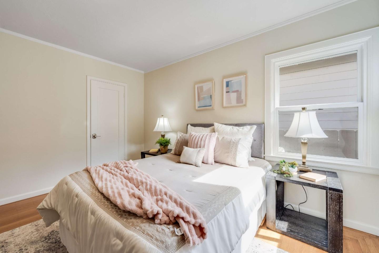 Detail Gallery Image 14 of 20 For 1315 Carmelita Ave, Burlingame,  CA 94010 - 1 Beds | 1 Baths