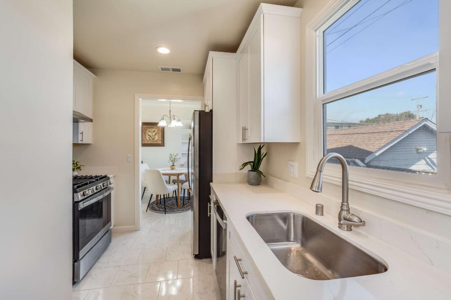 Detail Gallery Image 17 of 20 For 1315 Carmelita Ave, Burlingame,  CA 94010 - 1 Beds | 1 Baths