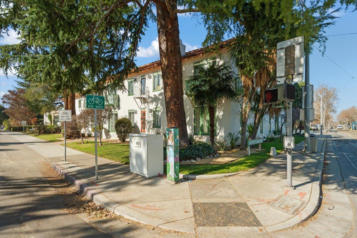 Detail Gallery Image 3 of 34 For 15 Hawthorne Way, San Jose,  CA 95110 - – Beds | – Baths