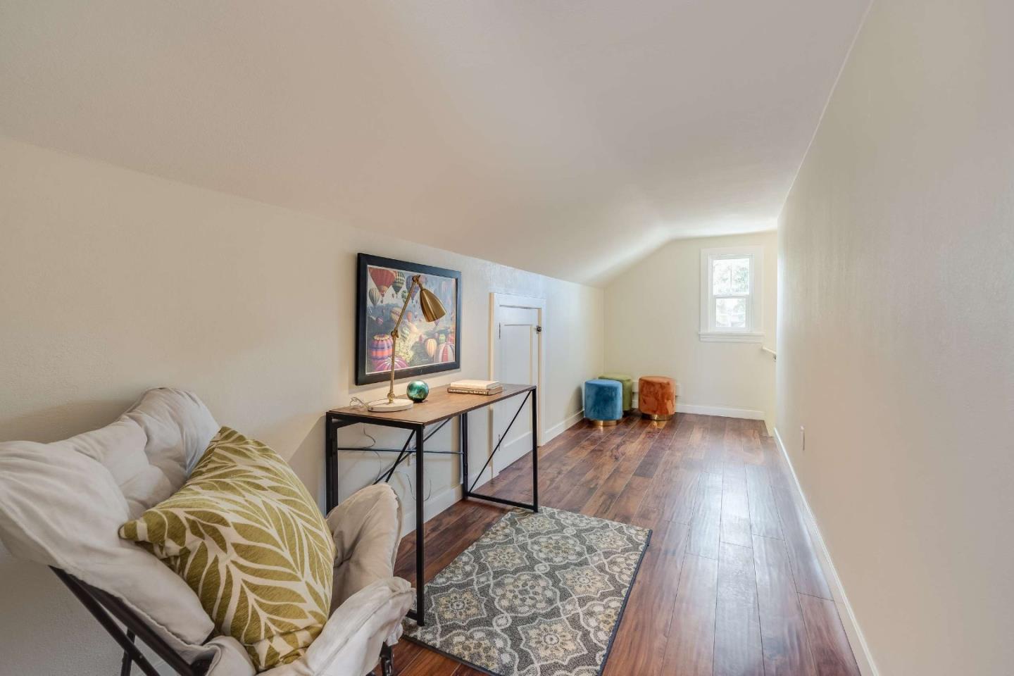 Detail Gallery Image 25 of 33 For 1044 Paloma Ave, Burlingame,  CA 94010 - 2 Beds | 1 Baths