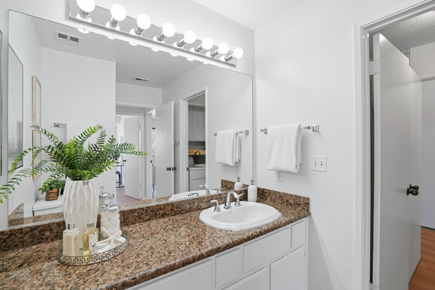 Photo #27: ML82035718 Listing: Photo #27