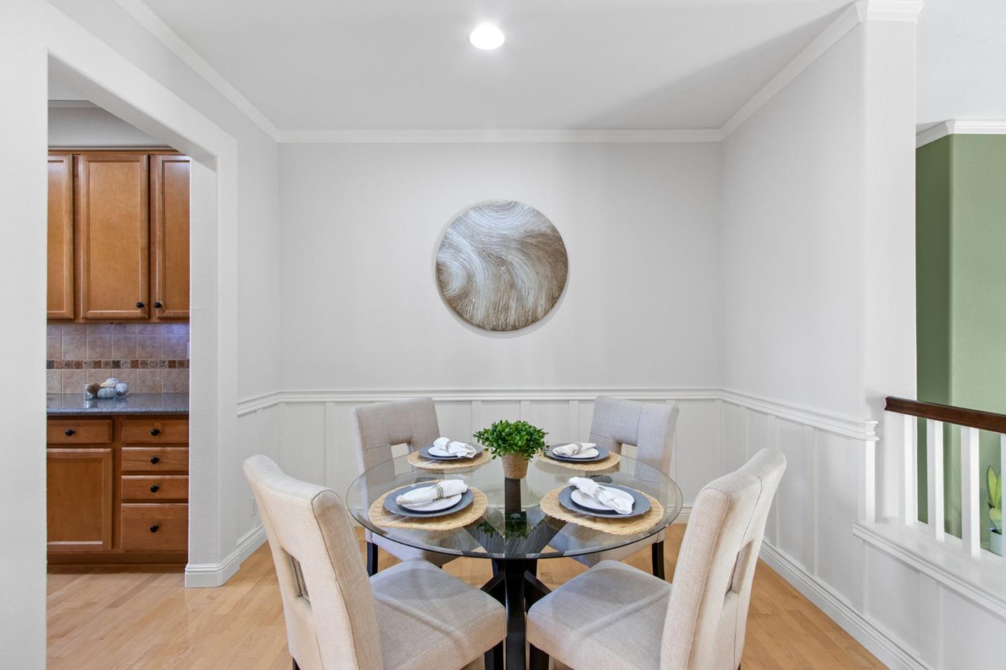 Detail Gallery Image 10 of 42 For 164 Montelena Ct, Mountain View,  CA 94040 - 3 Beds | 3 Baths