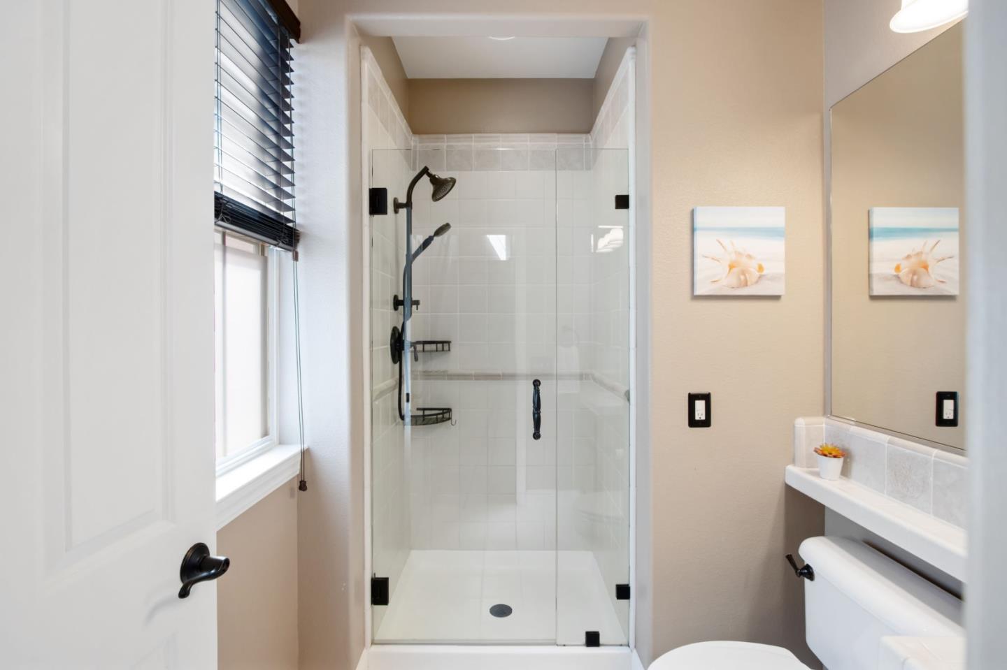 Detail Gallery Image 19 of 42 For 164 Montelena Ct, Mountain View,  CA 94040 - 3 Beds | 3 Baths