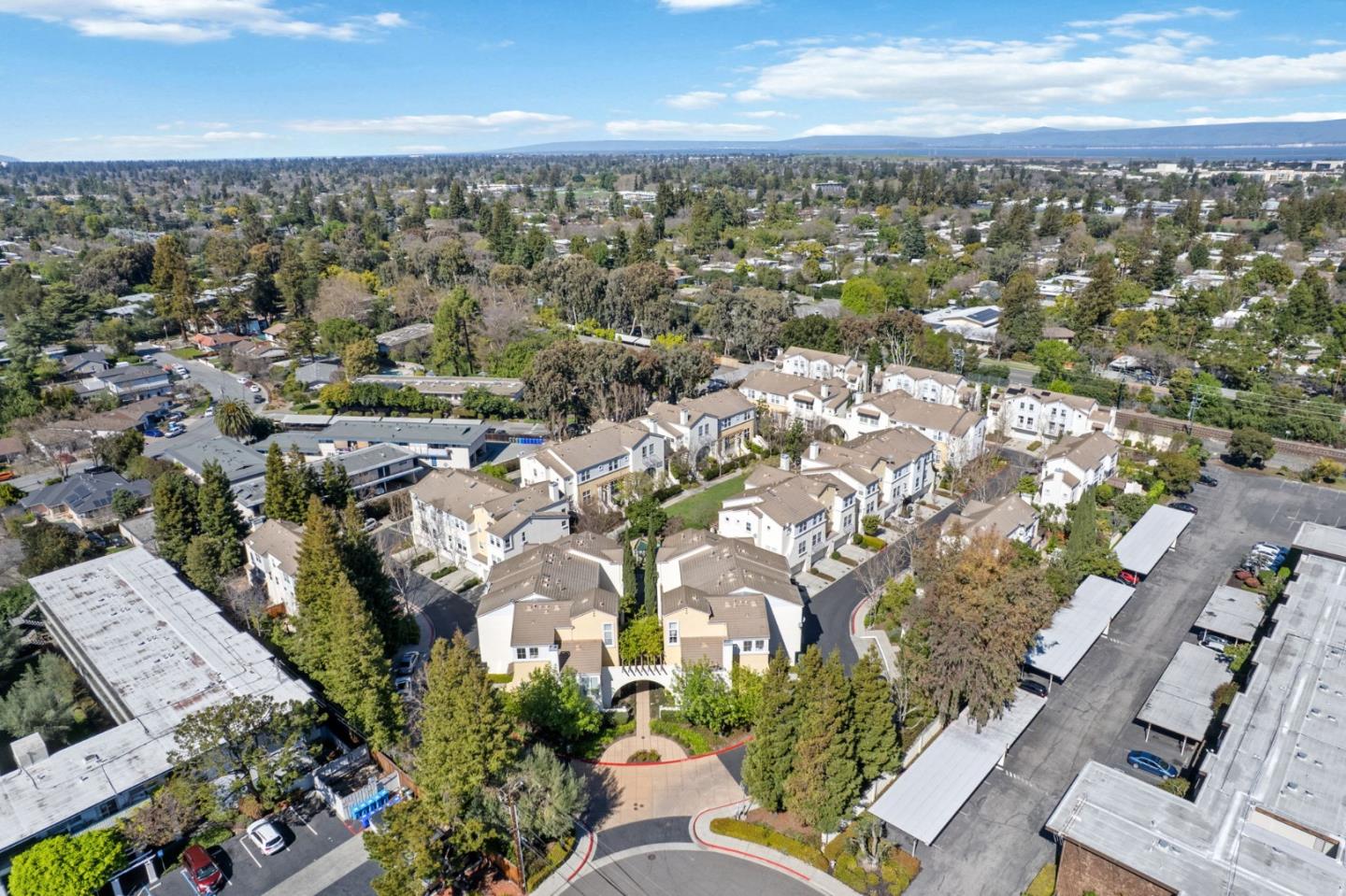 Detail Gallery Image 41 of 42 For 164 Montelena Ct, Mountain View,  CA 94040 - 3 Beds | 3 Baths