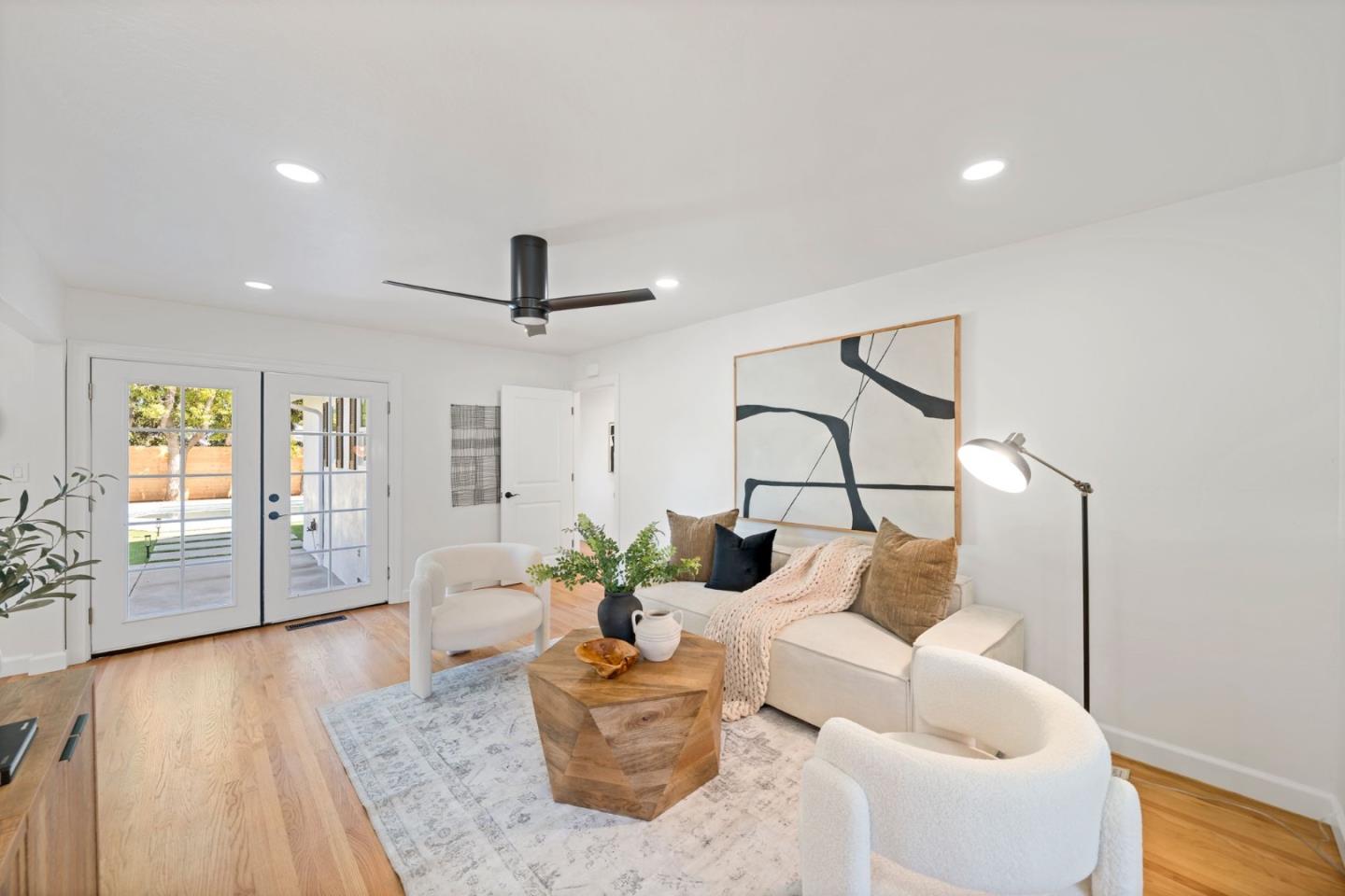 Detail Gallery Image 12 of 45 For 12 Country Ln, Redwood City,  CA 94061 - 3 Beds | 2 Baths