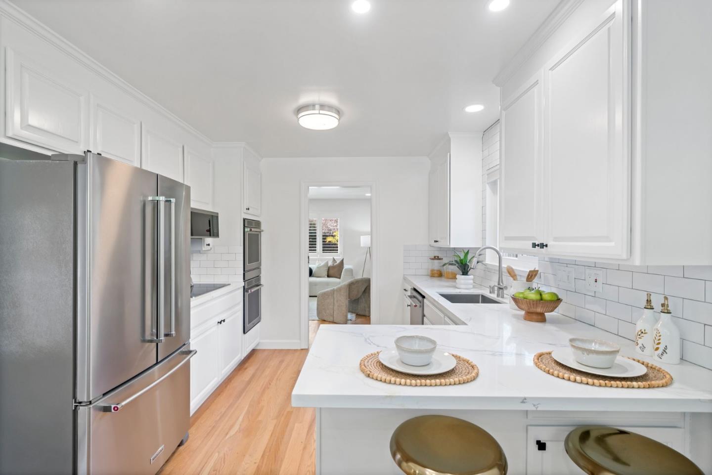 Detail Gallery Image 20 of 45 For 12 Country Ln, Redwood City,  CA 94061 - 3 Beds | 2 Baths