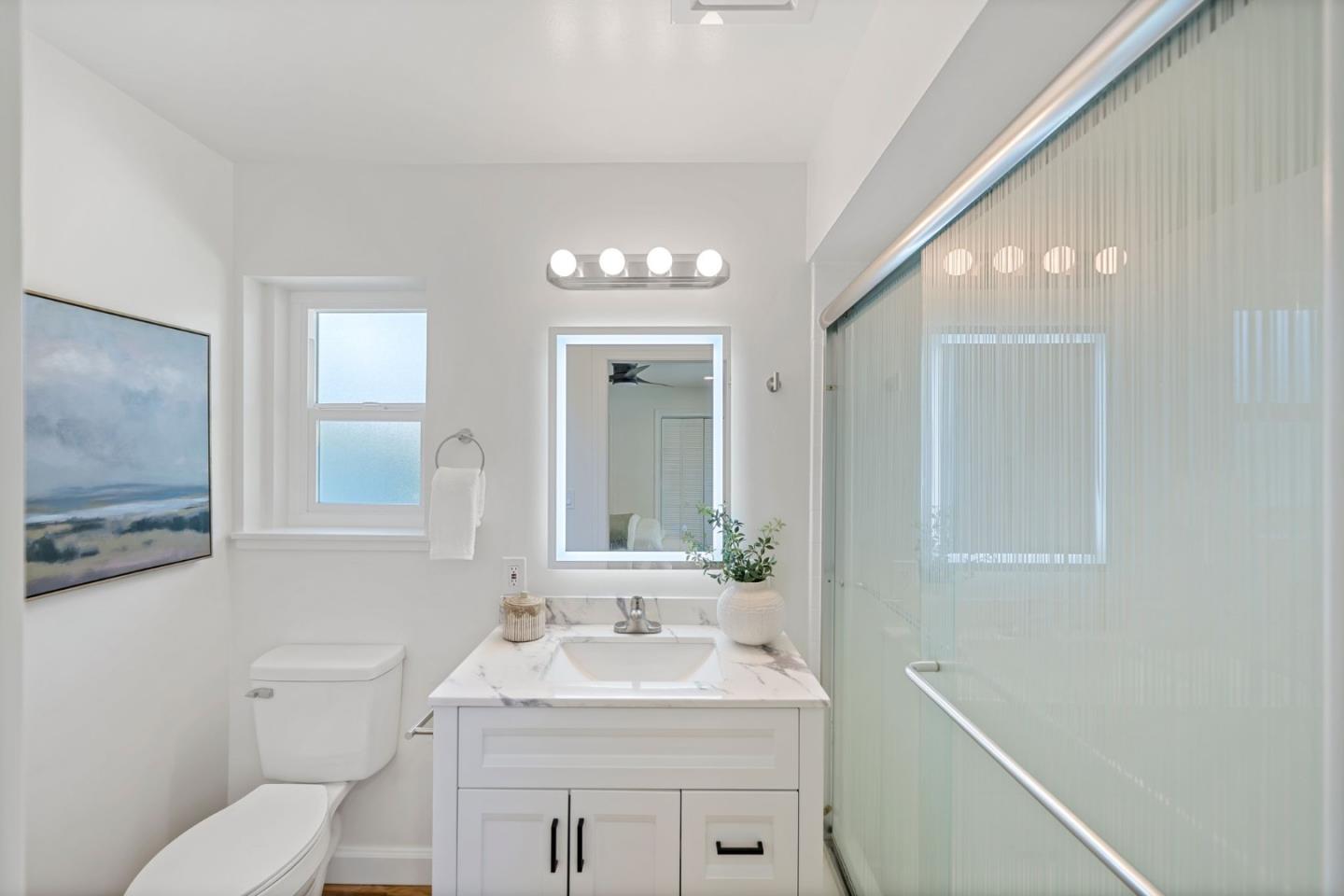 Detail Gallery Image 28 of 45 For 12 Country Ln, Redwood City,  CA 94061 - 3 Beds | 2 Baths