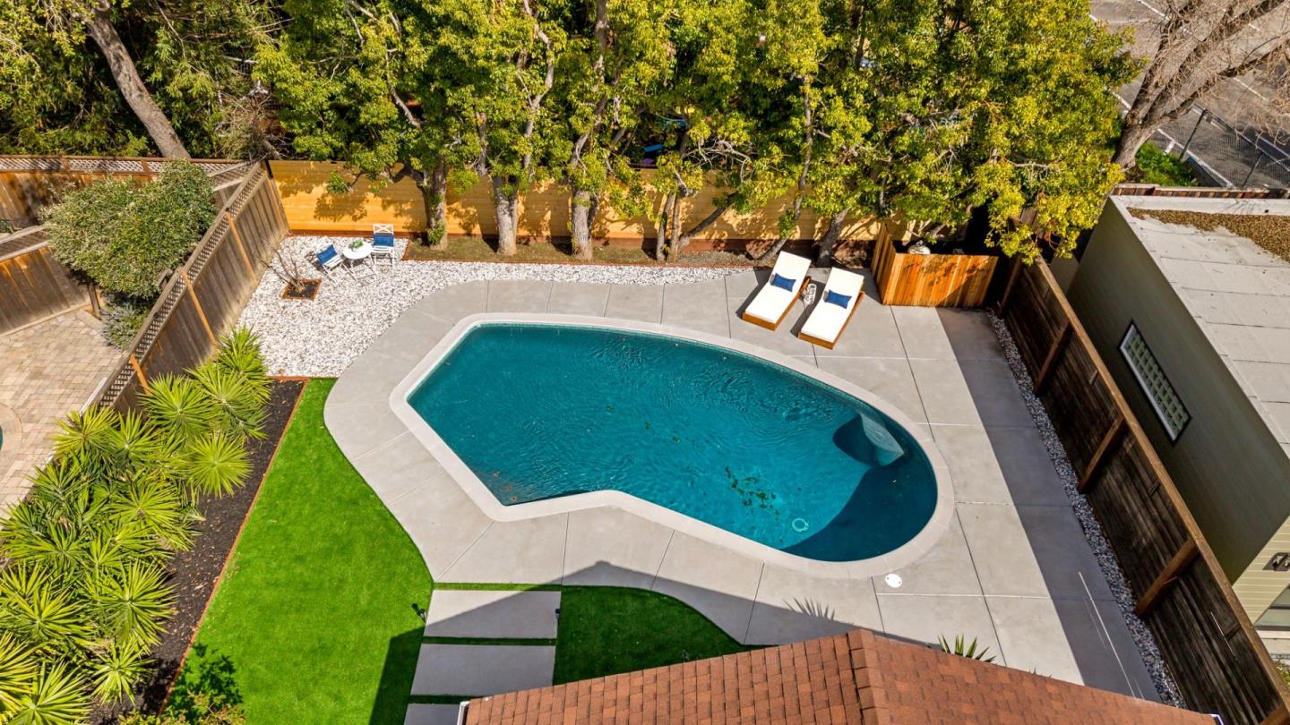 Detail Gallery Image 41 of 45 For 12 Country Ln, Redwood City,  CA 94061 - 3 Beds | 2 Baths