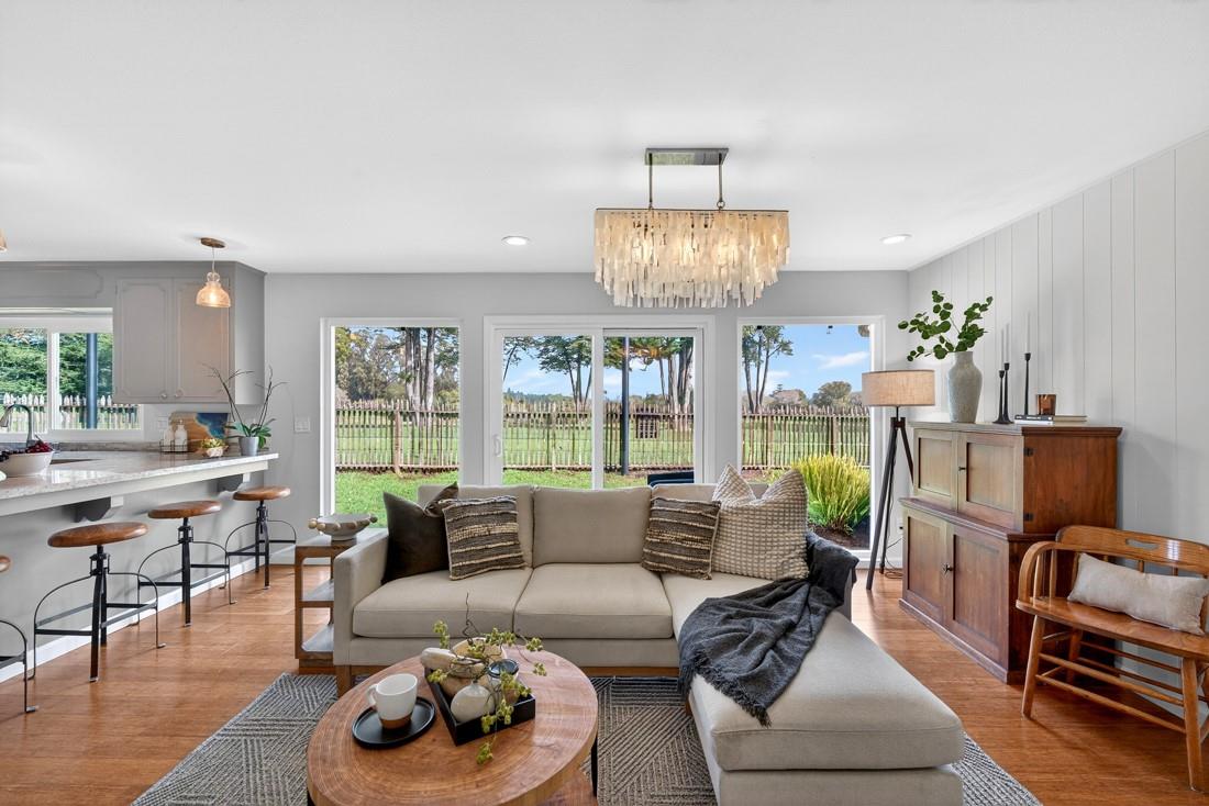 Detail Gallery Image 15 of 42 For 69 Hollins Dr, Santa Cruz,  CA 95060 - 4 Beds | 2 Baths