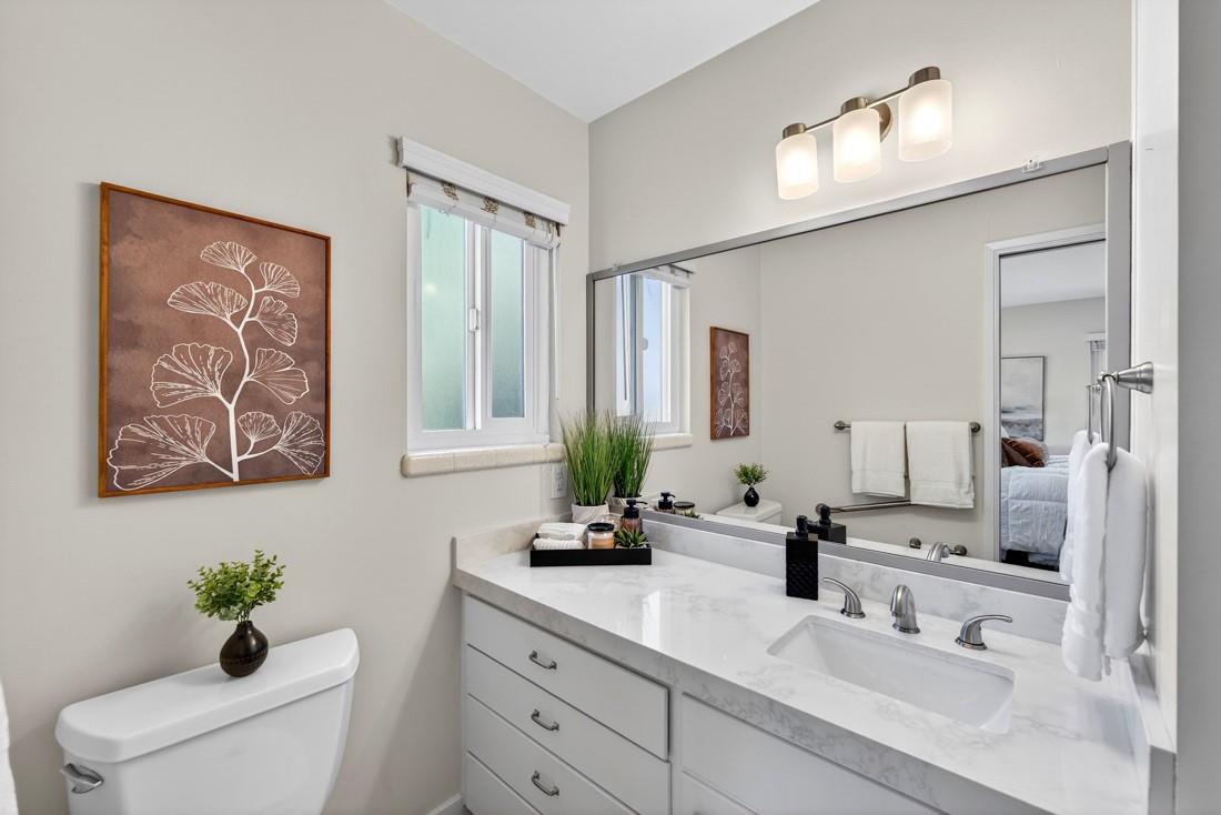 Detail Gallery Image 24 of 42 For 69 Hollins Dr, Santa Cruz,  CA 95060 - 4 Beds | 2 Baths