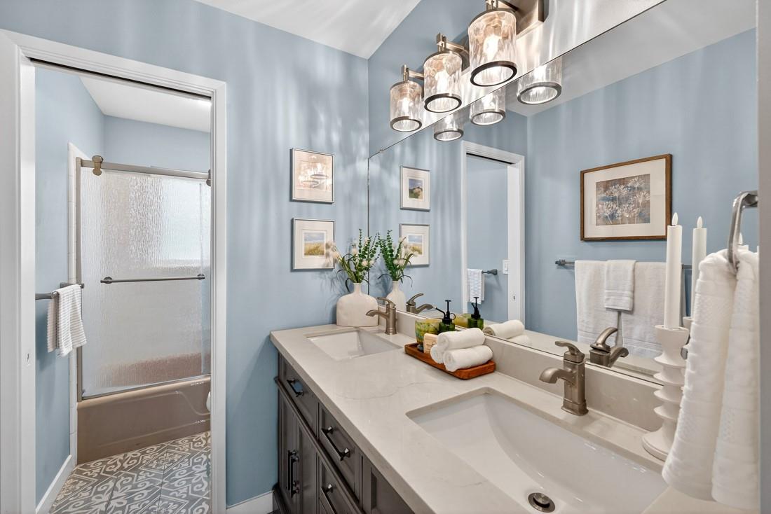 Detail Gallery Image 30 of 42 For 69 Hollins Dr, Santa Cruz,  CA 95060 - 4 Beds | 2 Baths